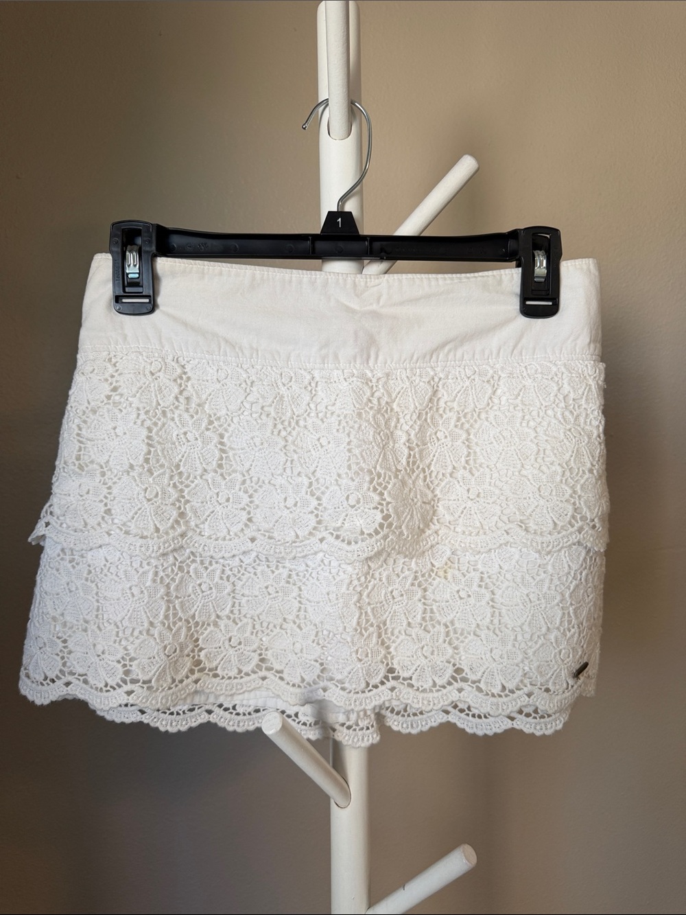 Vintage Hollister White Lace Tiered Mini Skirt